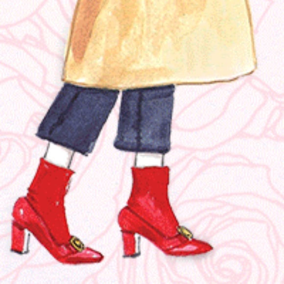 IF THE CROWN FITS... - Picture 3 of 4